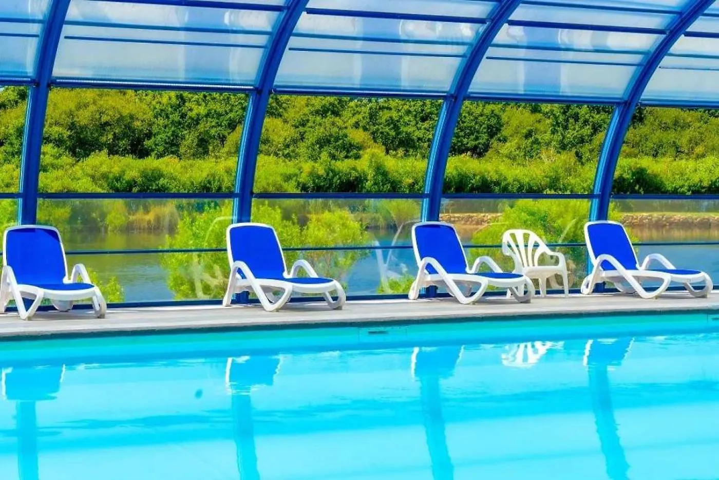 Camping 4 Etoiles - Piscine - Eeiaee La Trinité-sur-Mer